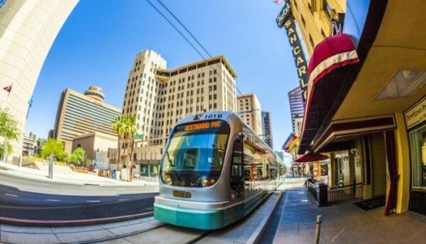 Couples Getaway Highrise Dwntown Phx Skyline Views Apartment Финикс Екстериор снимка